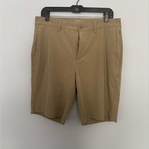Old Navy Men's Tan Flat Front Shorts